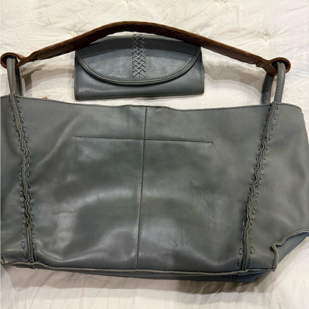 The San Los Felix Large Tote Bag - Picture 2 of 12